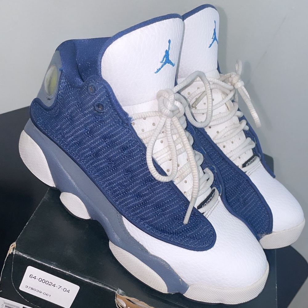 Jordan 13s size 1.5 in Kids, used but in good condition.